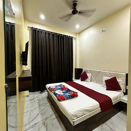 Cable Car Hotell Varanasi Eksteriør bilde