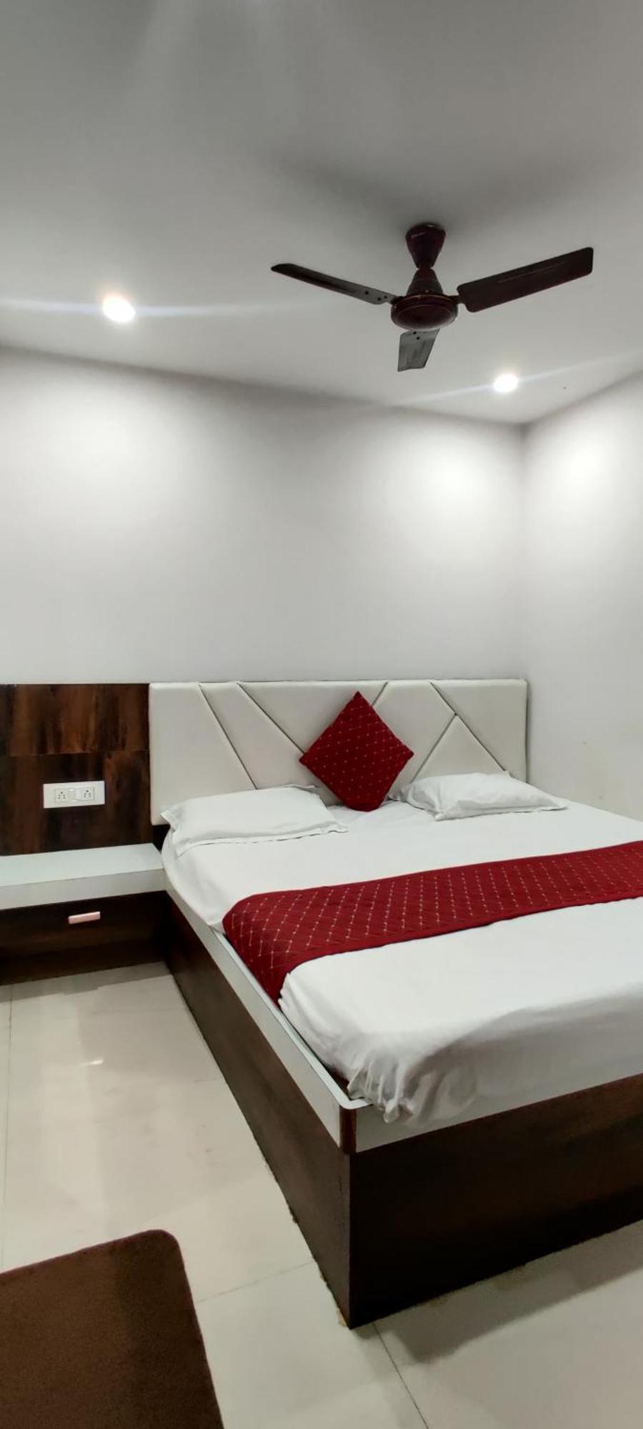 Cable Car Hotell Varanasi Eksteriør bilde